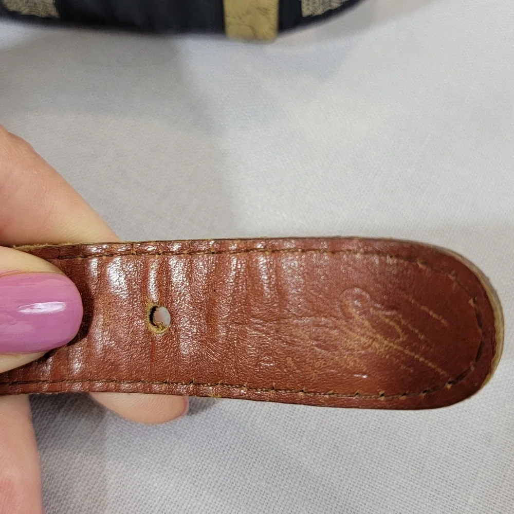 Dooney & Bourke vintage pintail